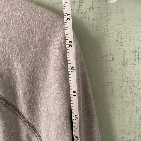 Gap Light Grey Long Sleeve - Picture 7 of 8